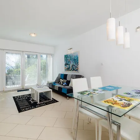 Apartamento Sara Dramalj